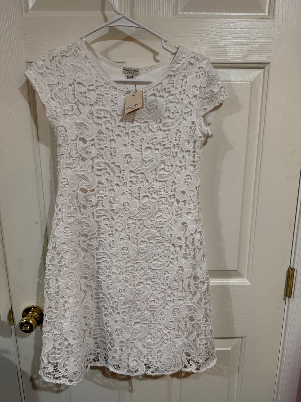 Girls White Floral Lace Cap-Sleeve Dress